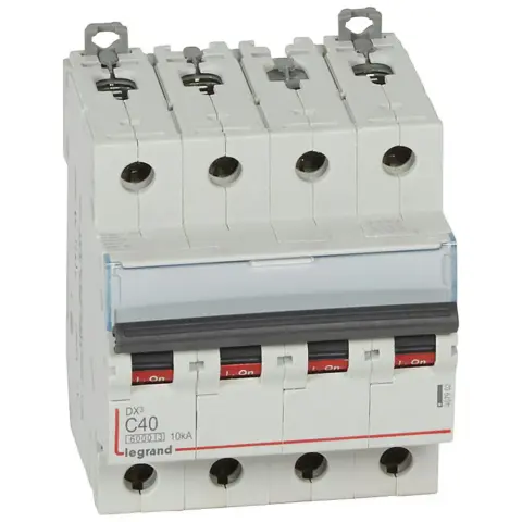 Disjoncteur 4P 40A Courbe C 10kA 400V – DX³6000 arrivée haute / départ bas à vis – Compatible peigne HX³